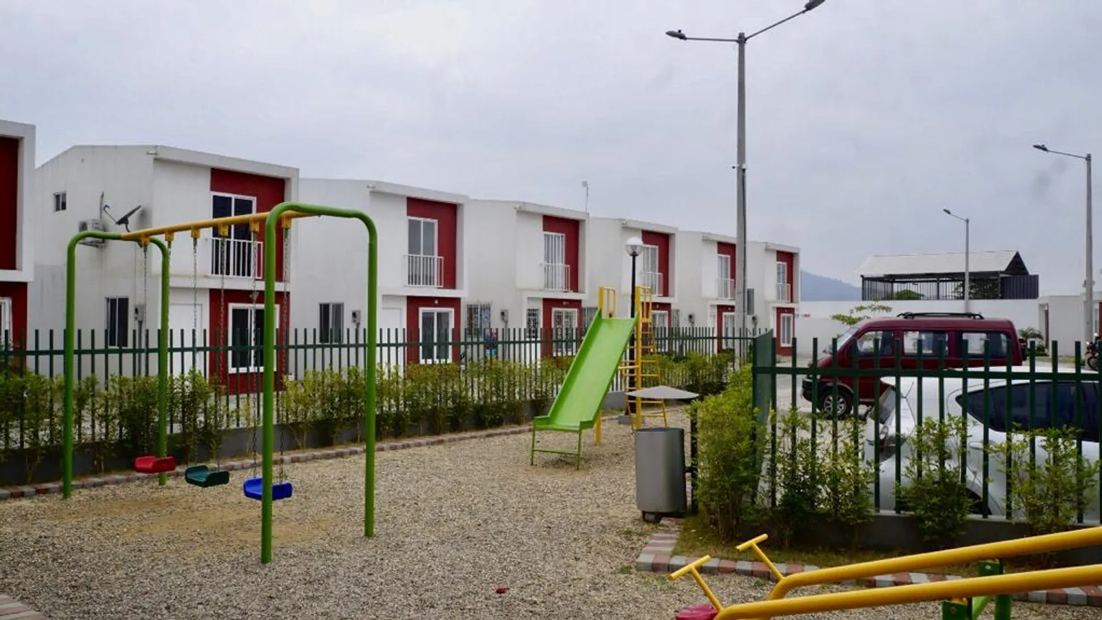 Casas de dos plantas ya habitadas